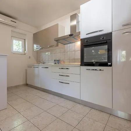 Stunning In With Kitchen Benkovac